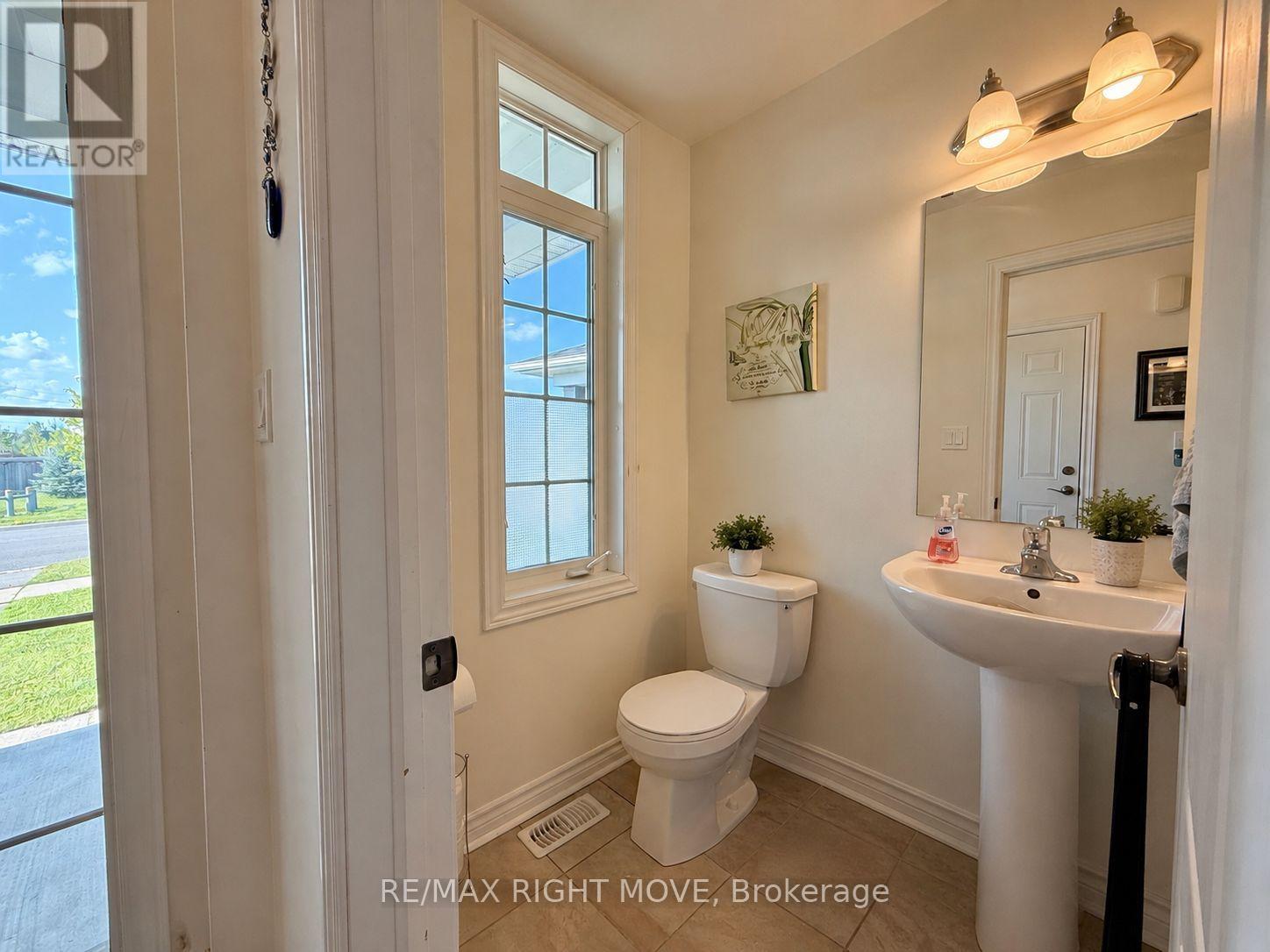 41 Primeau Crescent, Kawartha Lakes, Ontario  K9V 0M6 - Photo 10 - X13533006