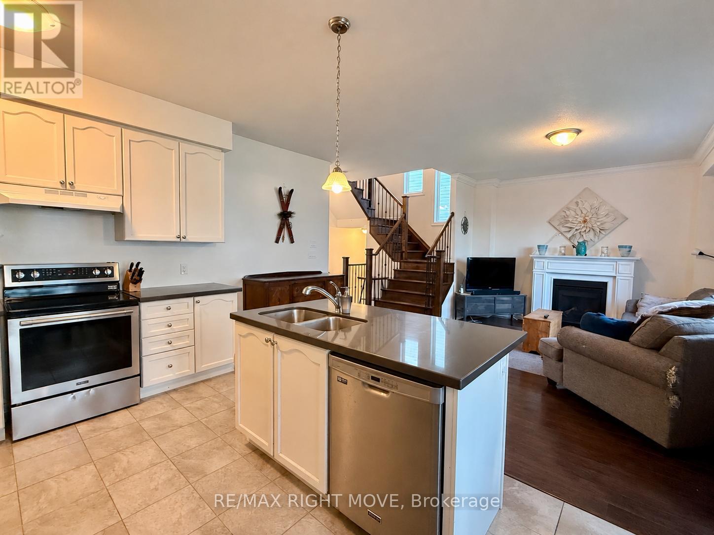 41 Primeau Crescent, Kawartha Lakes, Ontario  K9V 0M6 - Photo 4 - X13533006