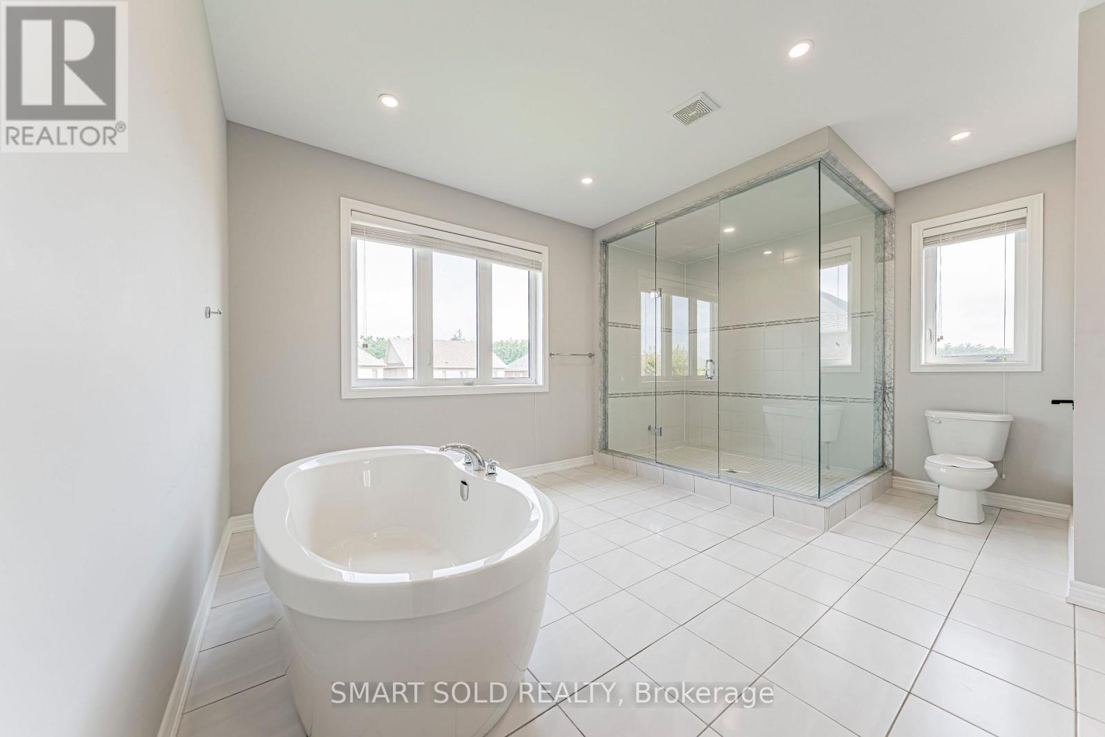 56 Redmond Crescent, Springwater, Ontario  L9X 2A2 - Photo 19 - S13741744