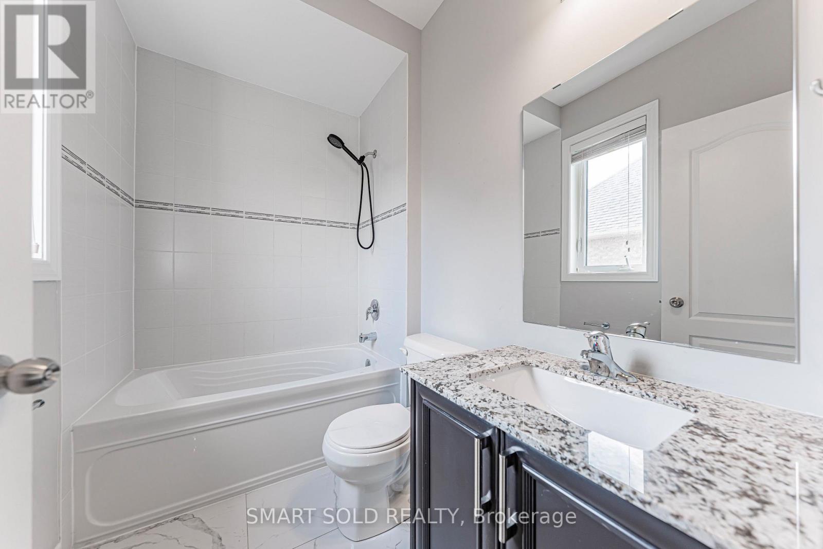 56 Redmond Crescent, Springwater, Ontario  L9X 2A2 - Photo 21 - S13741744