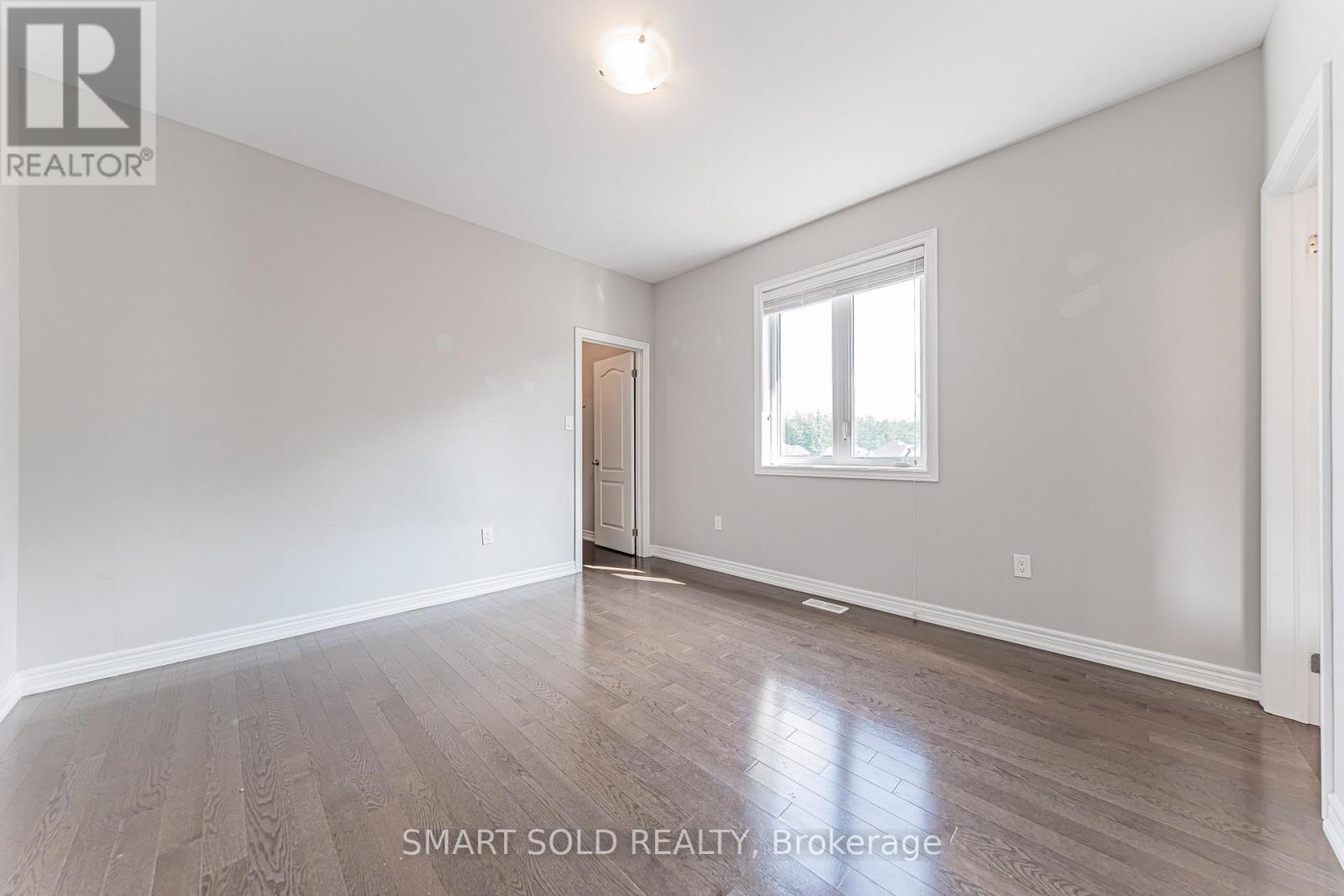 56 Redmond Crescent, Springwater, Ontario  L9X 2A2 - Photo 23 - S13741744