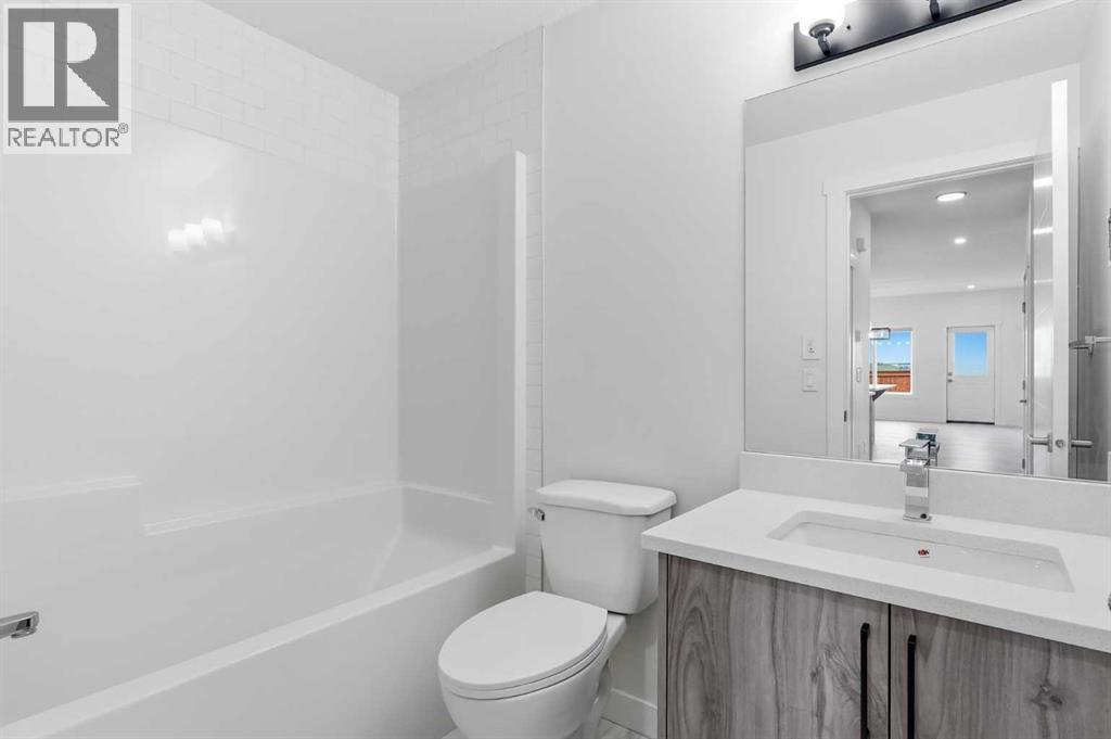 505, Corner Meadows Way, Calgary, Alberta  T3N 2C9 - Photo 13 - A2342968