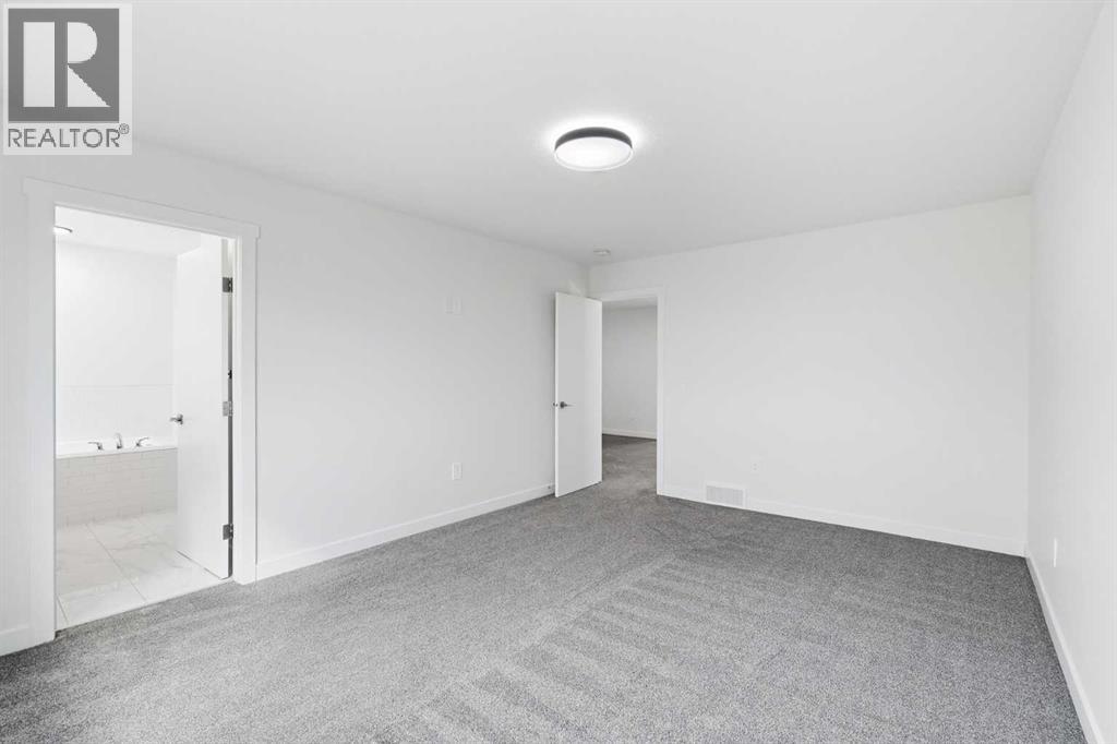 505, Corner Meadows Way, Calgary, Alberta  T3N 2C9 - Photo 17 - A2342968