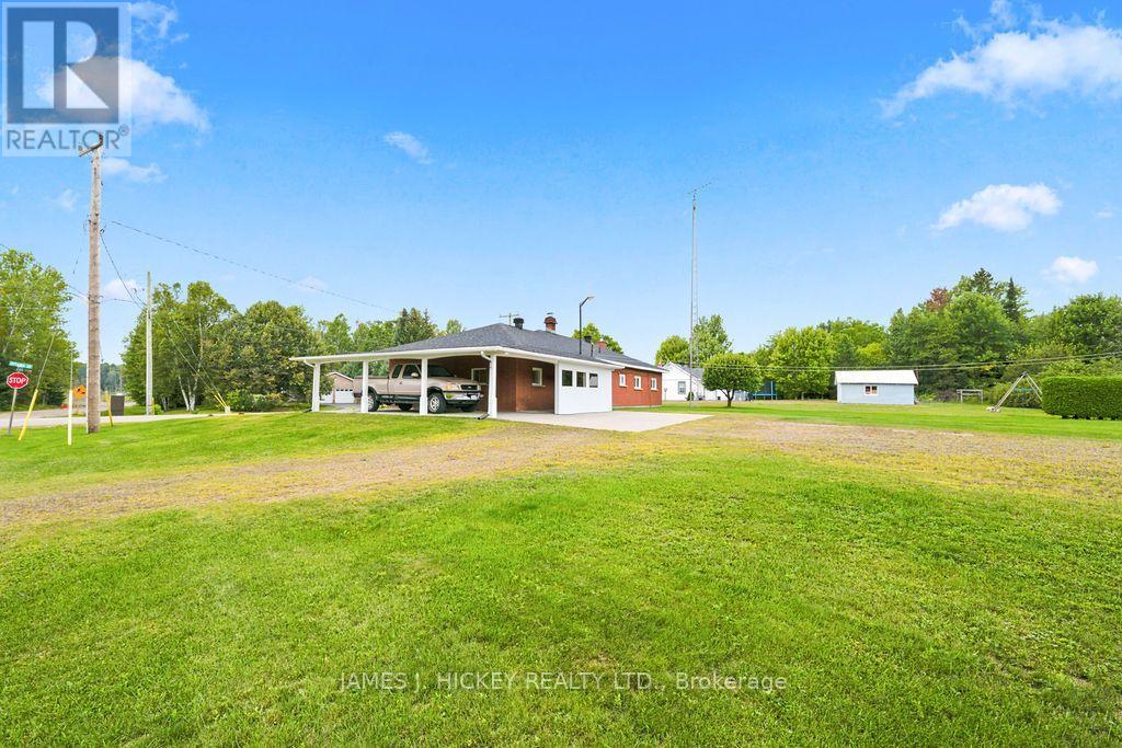 54 Ottawa Street, Laurentian Hills, Ontario  K0J 1J0 - Photo 34 - X13749250