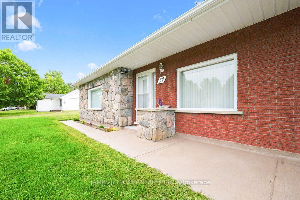 54 Ottawa Street, Laurentian Hills, Ontario  K0J 1J0 - Photo 39 - X13749250