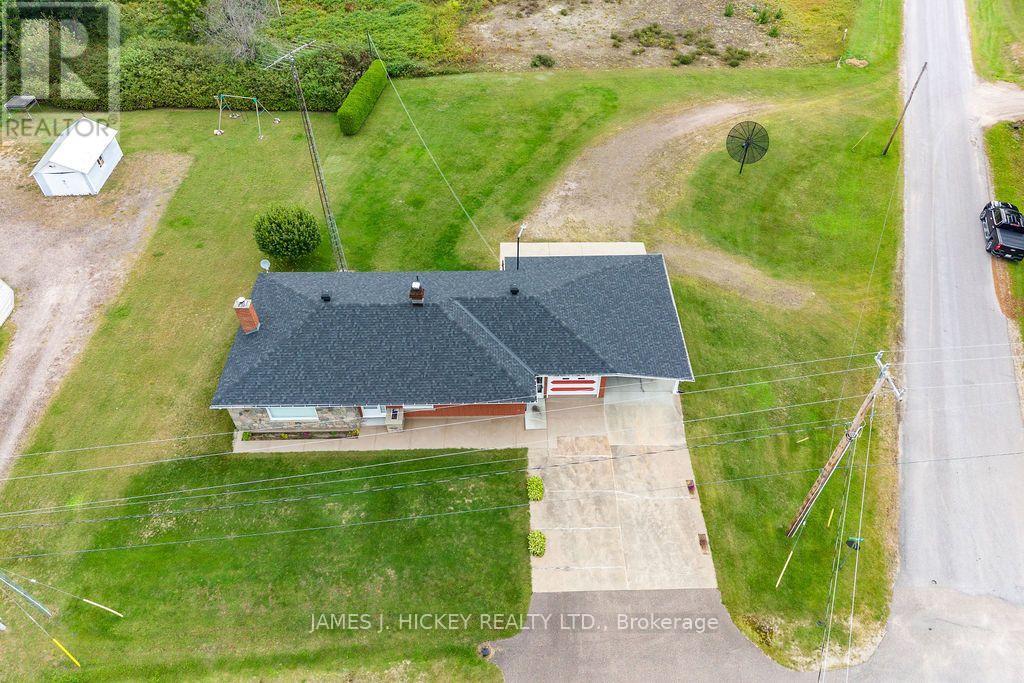 54 Ottawa Street, Laurentian Hills, Ontario  K0J 1J0 - Photo 46 - X13749250