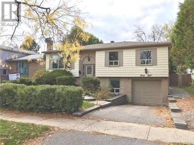 38 PENWICK CRESCENT, Richmond Hill, Ontario