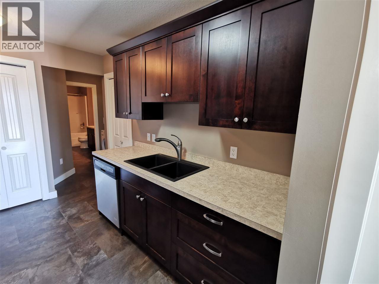 4 10223 98 Avenue, Fort St. John, British Columbia  V1J 0B1 - Photo 5 - R3147497