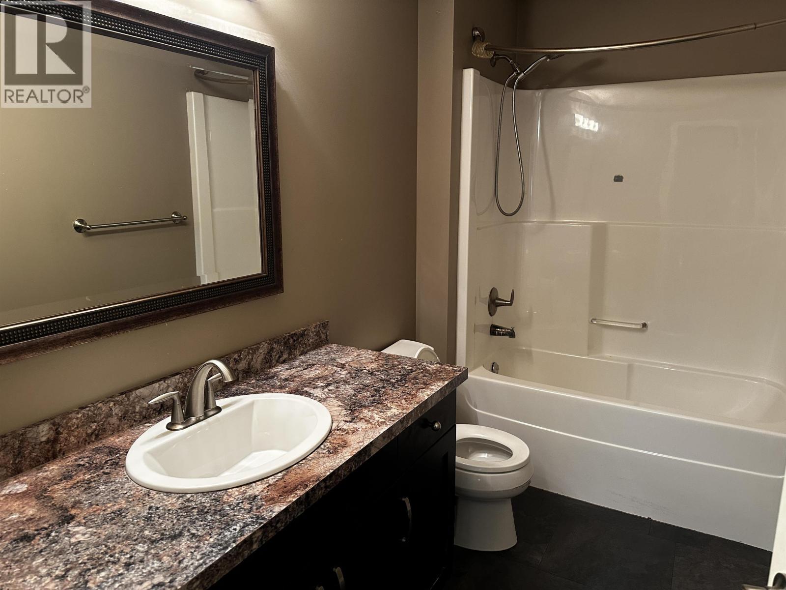 4 10223 98 Avenue, Fort St. John, British Columbia  V1J 0B1 - Photo 7 - R3147497