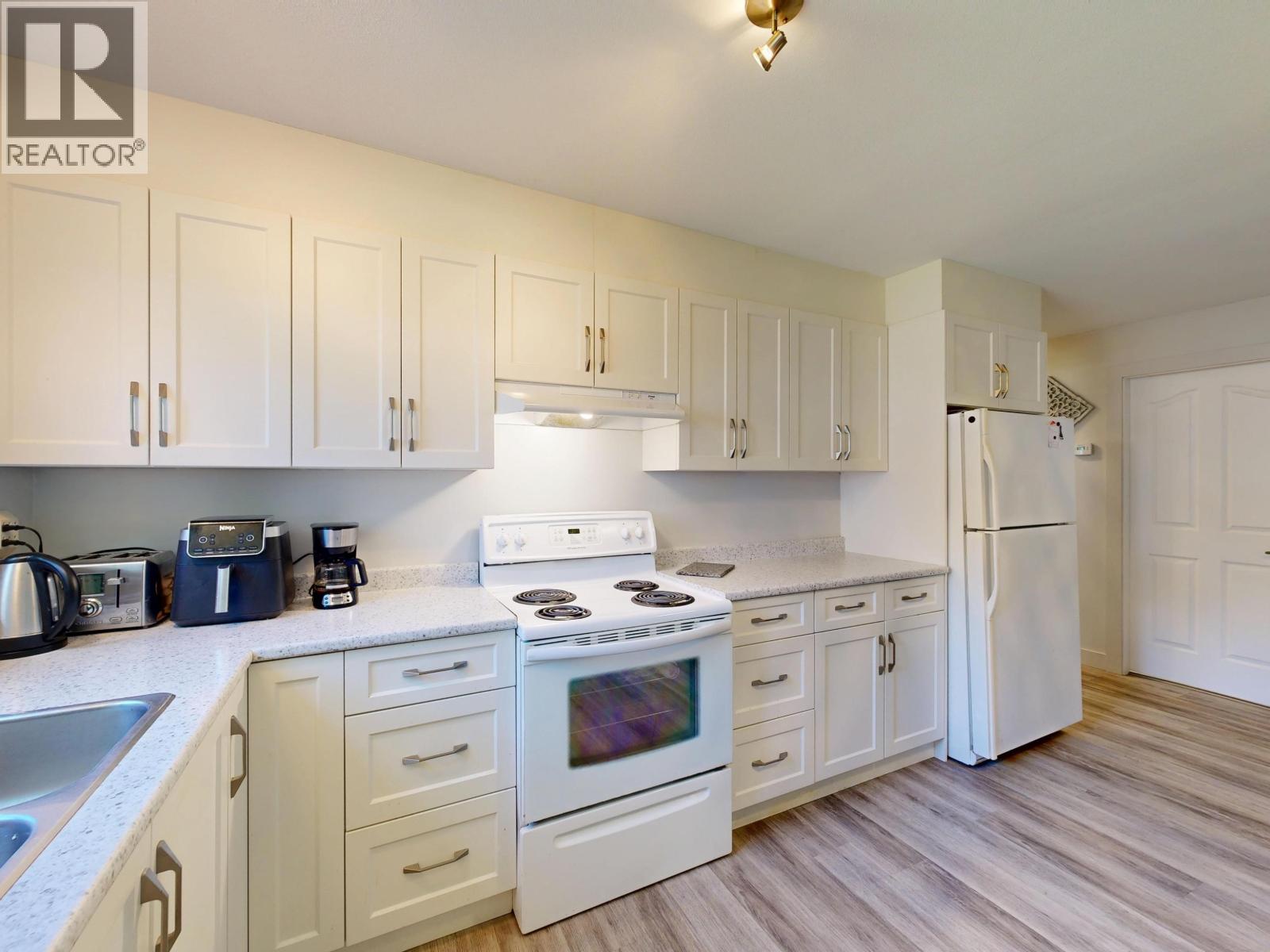 3311 Rakanna Place, Coquitlam, British Columbia  V3E 3B2 - Photo 30 - R3131719