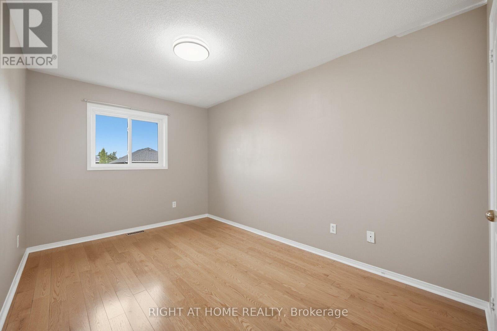 975 Mantle Crescent, Mississauga, Ontario  L5V 2G3 - Photo 25 - W13749252