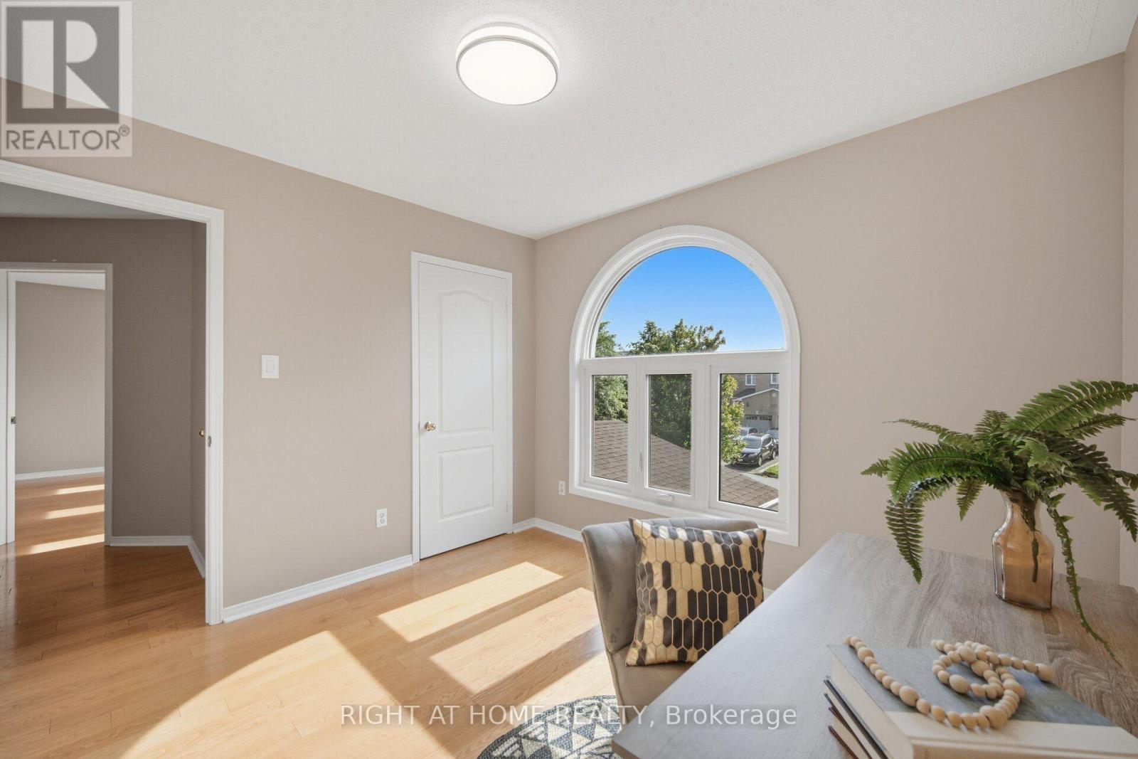 975 Mantle Crescent, Mississauga, Ontario  L5V 2G3 - Photo 29 - W13749252