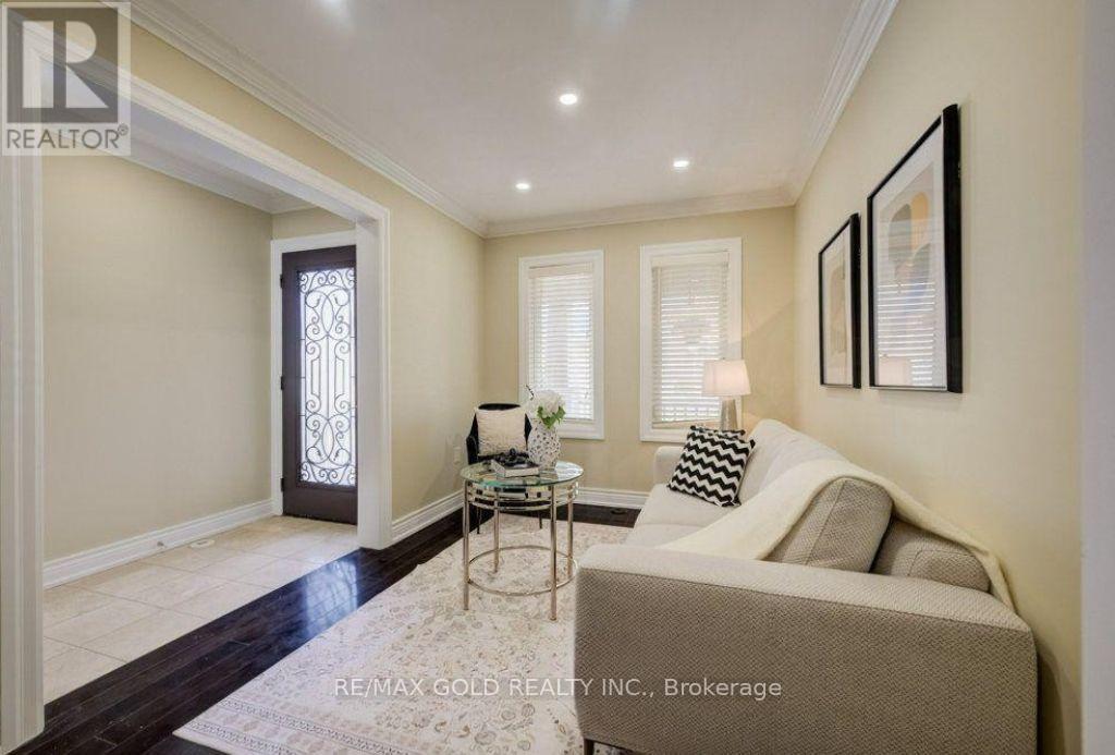 688 Hepburn Road, Milton, Ontario  L9T 0M5 - Photo 3 - W13749260