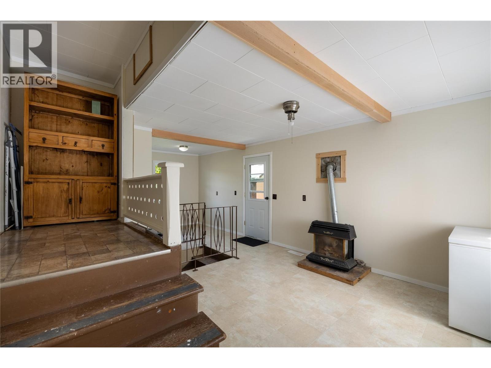 6662 Bulman Road, Westwold, British Columbia  V0E 3B1 - Photo 7 - 10399501