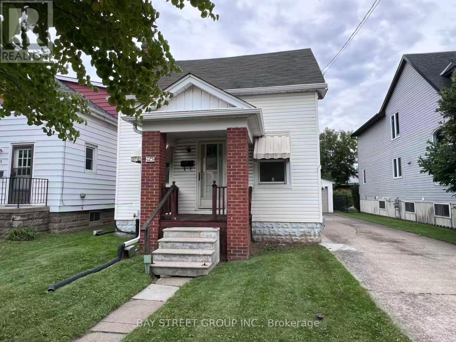 125 BROADWAY AVENUE, Hamilton, Ontario