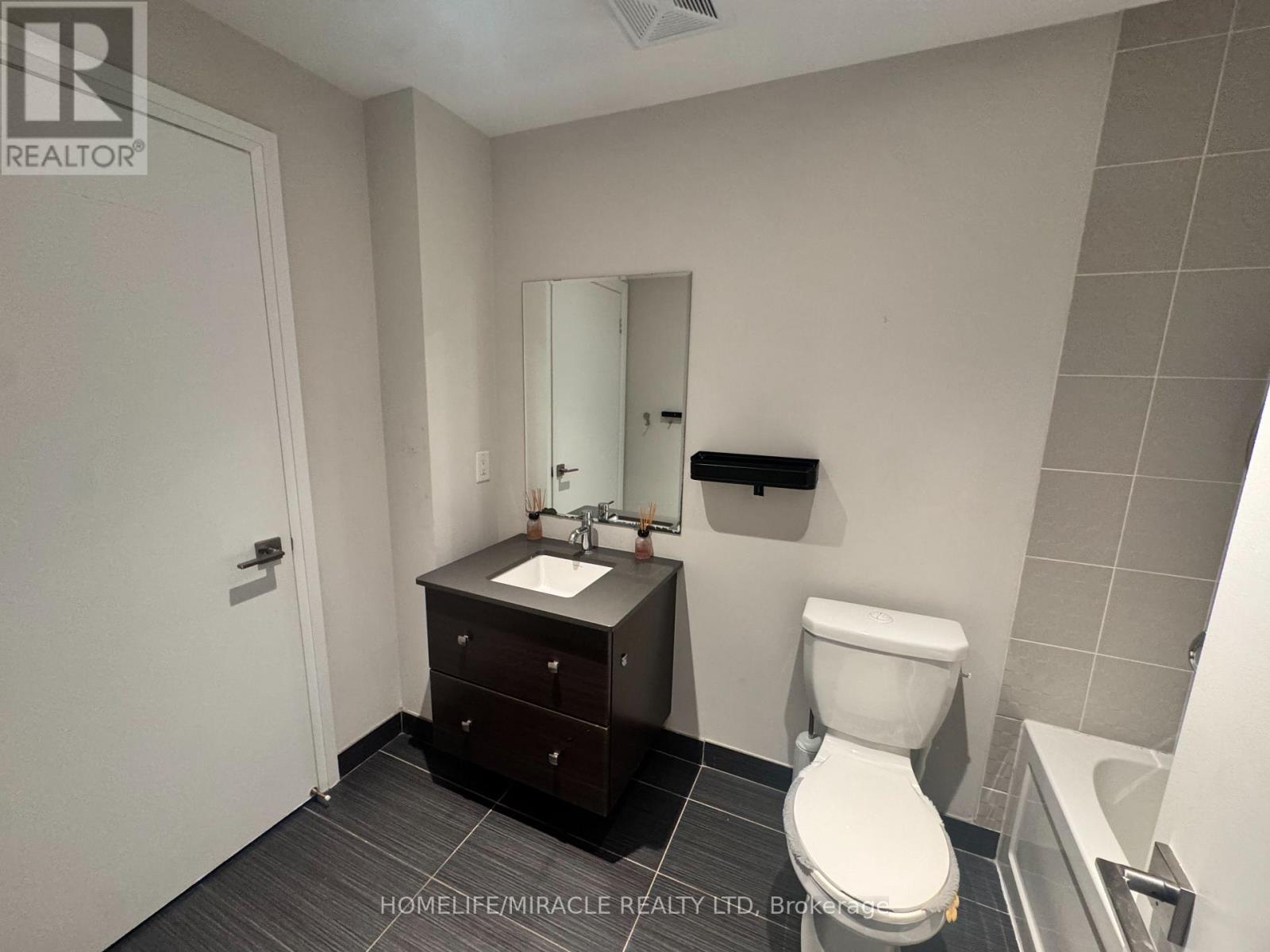 103 - 555 Wilson Avenue, Toronto, Ontario  M3H 5Y6 - Photo 21 - C13653124