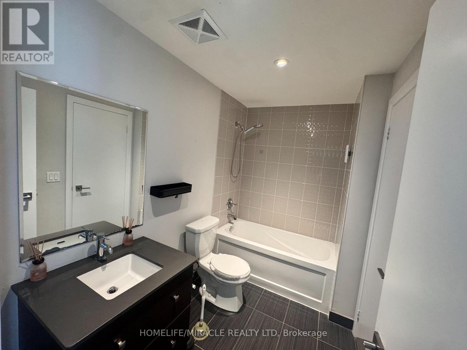 103 - 555 Wilson Avenue, Toronto, Ontario  M3H 5Y6 - Photo 28 - C13653124