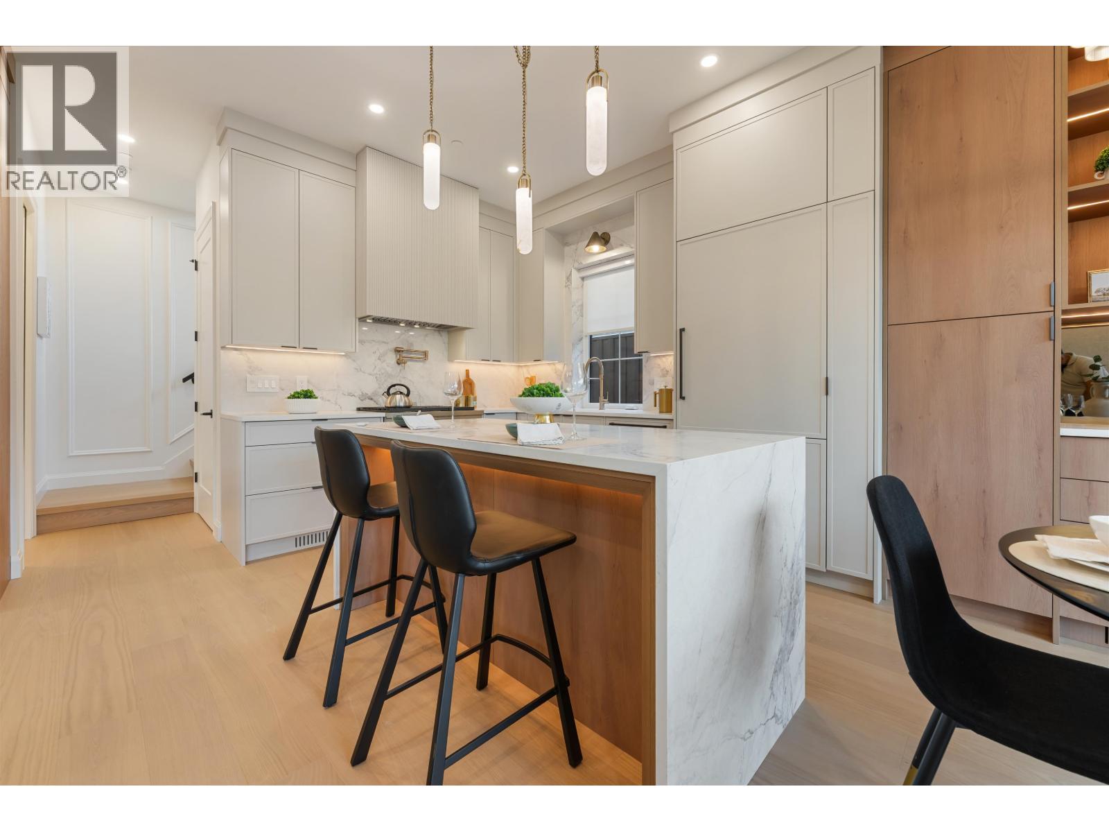 2 2256 E Pender Street Street, Vancouver, British Columbia  V5L 1X4 - Photo 7 - R3161631