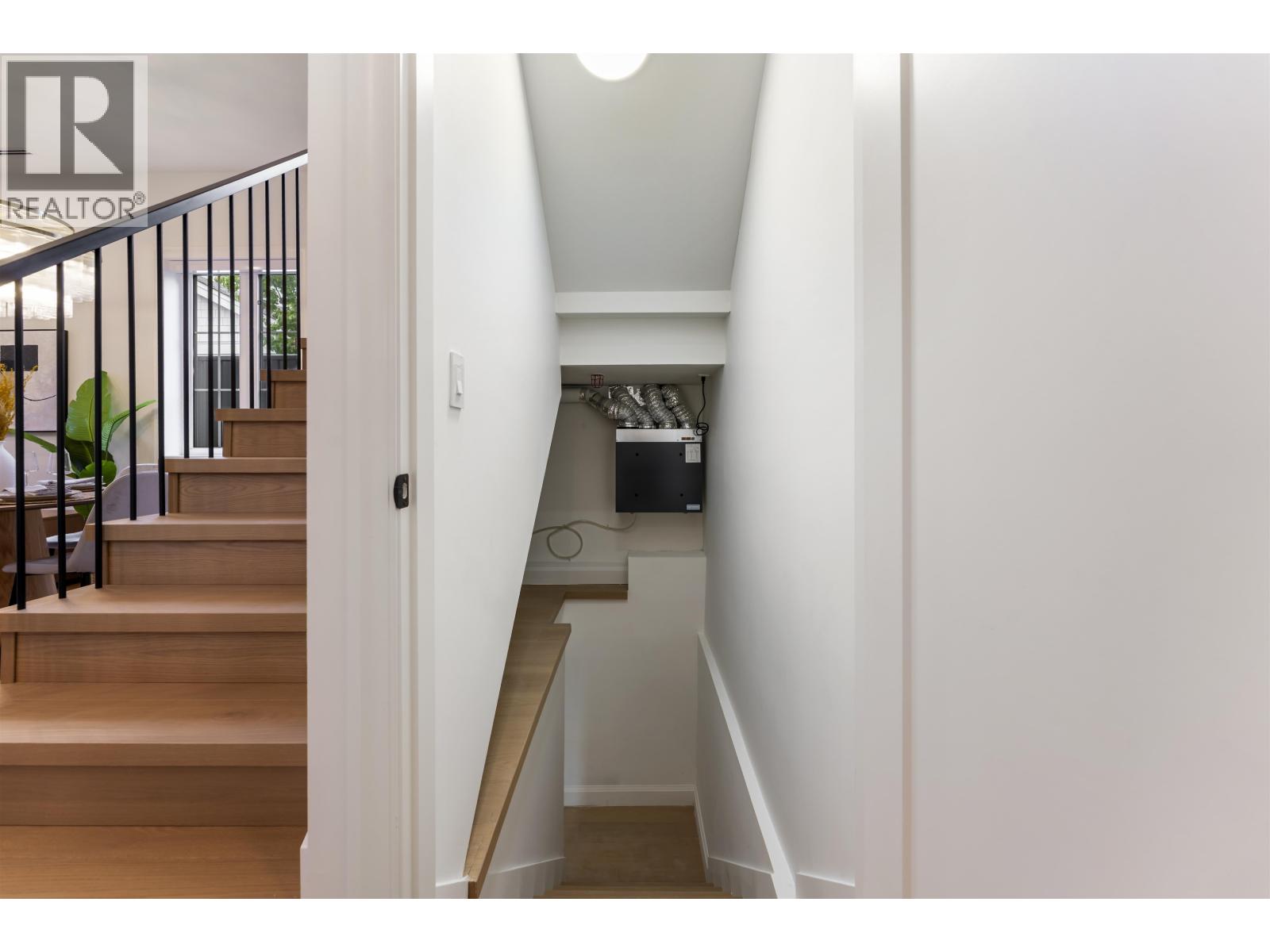 1 2256 Pender Street, Vancouver, British Columbia  V5L 1X4 - Photo 18 - R3161673