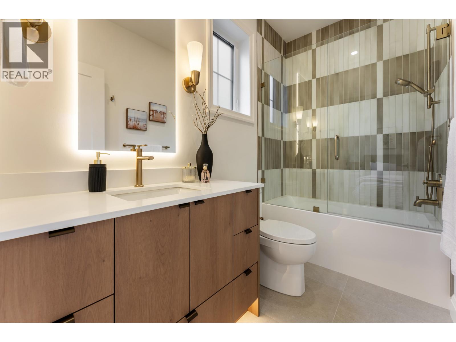 1 2256 Pender Street, Vancouver, British Columbia  V5L 1X4 - Photo 27 - R3161673
