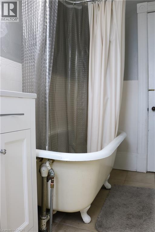 114 Church Street, Waterloo, Ontario  N2G 2S4 - Photo 29 - 40860922