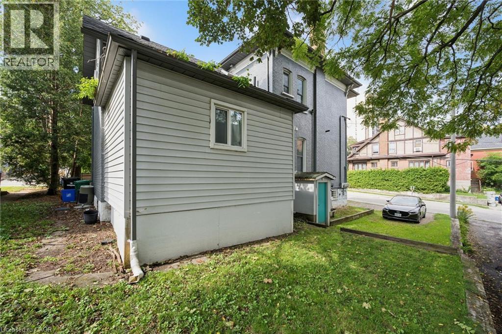 114 Church Street, Waterloo, Ontario  N2G 2S4 - Photo 9 - 40860922