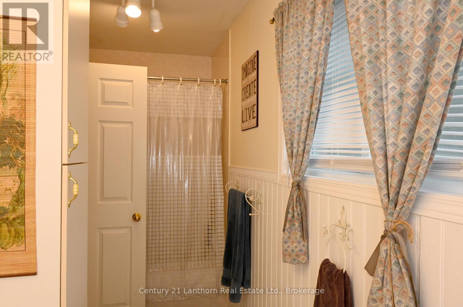 1 Reynolds Place N, Prince Edward County, Ontario  K0K 3L0 - Photo 14 - X13749270