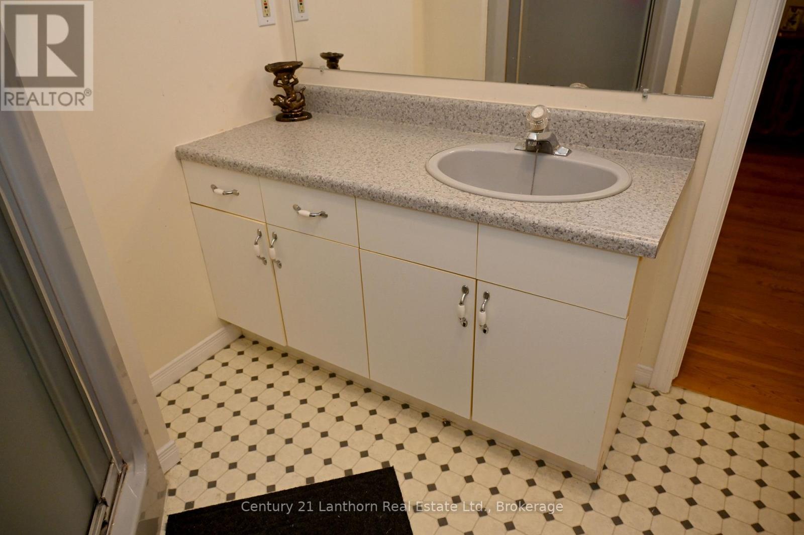 1 Reynolds Place N, Prince Edward County, Ontario  K0K 3L0 - Photo 16 - X13749270