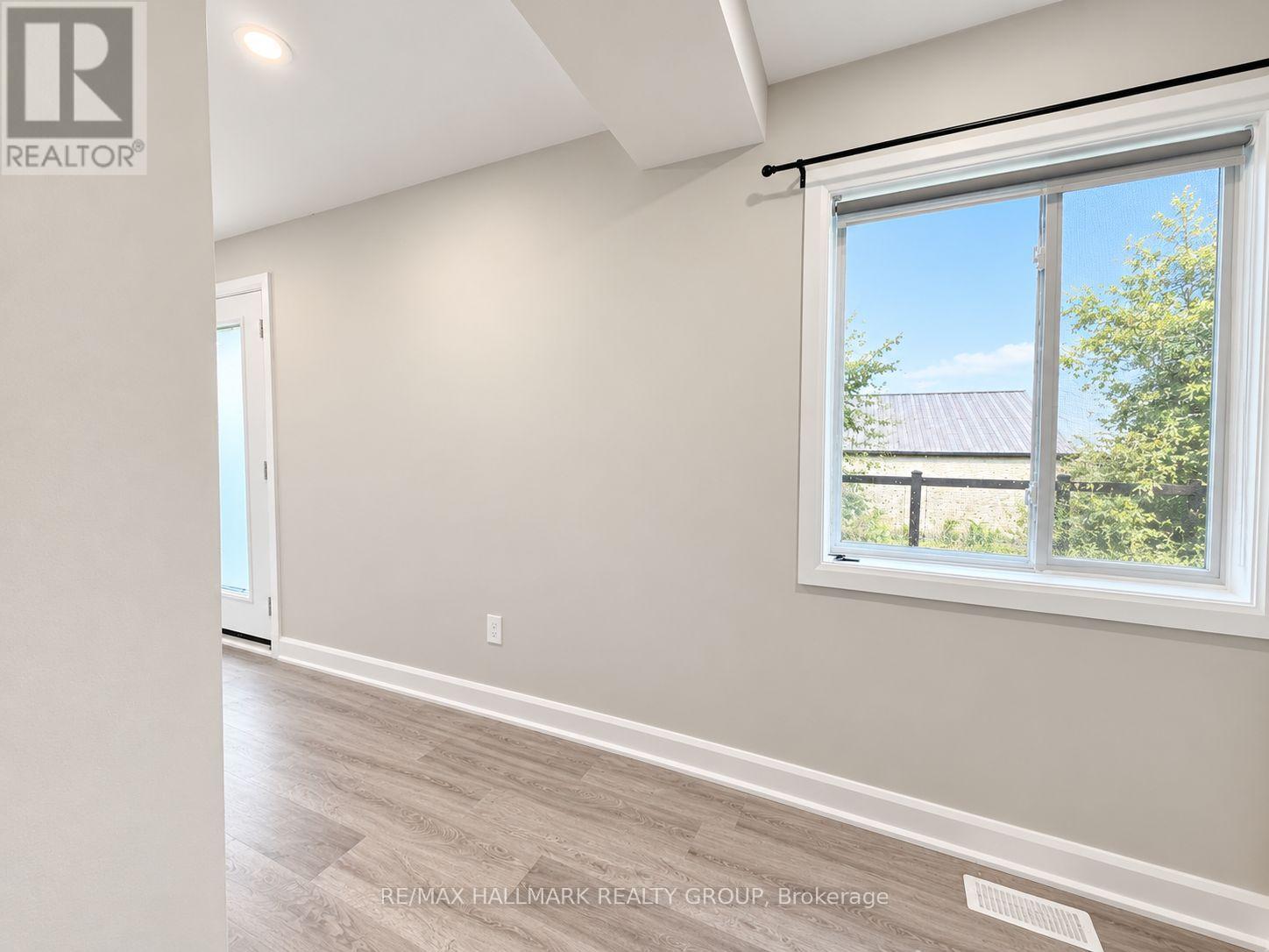 3A - 131 CAMELIA AVENUE, Ottawa, Ontario