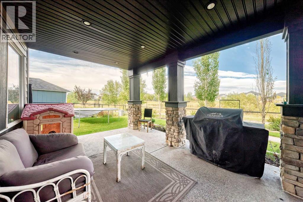 9 Cimarron Springs Green, Okotoks, Alberta  T1S 0M3 - Photo 39 - A2340627