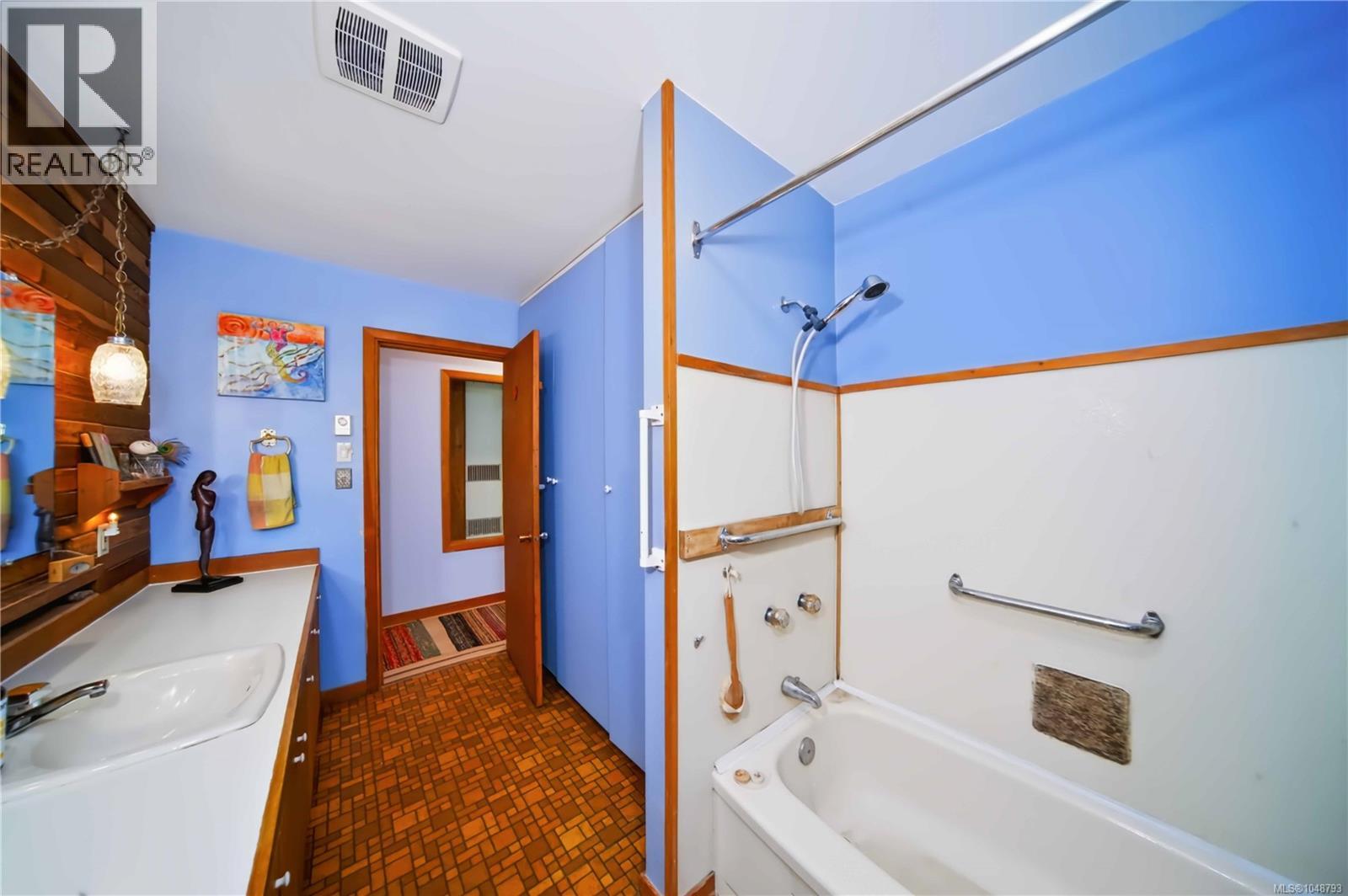 119 Creekside Dr, Salt Spring, British Columbia  V8K 2E4 - Photo 21 - 1048793