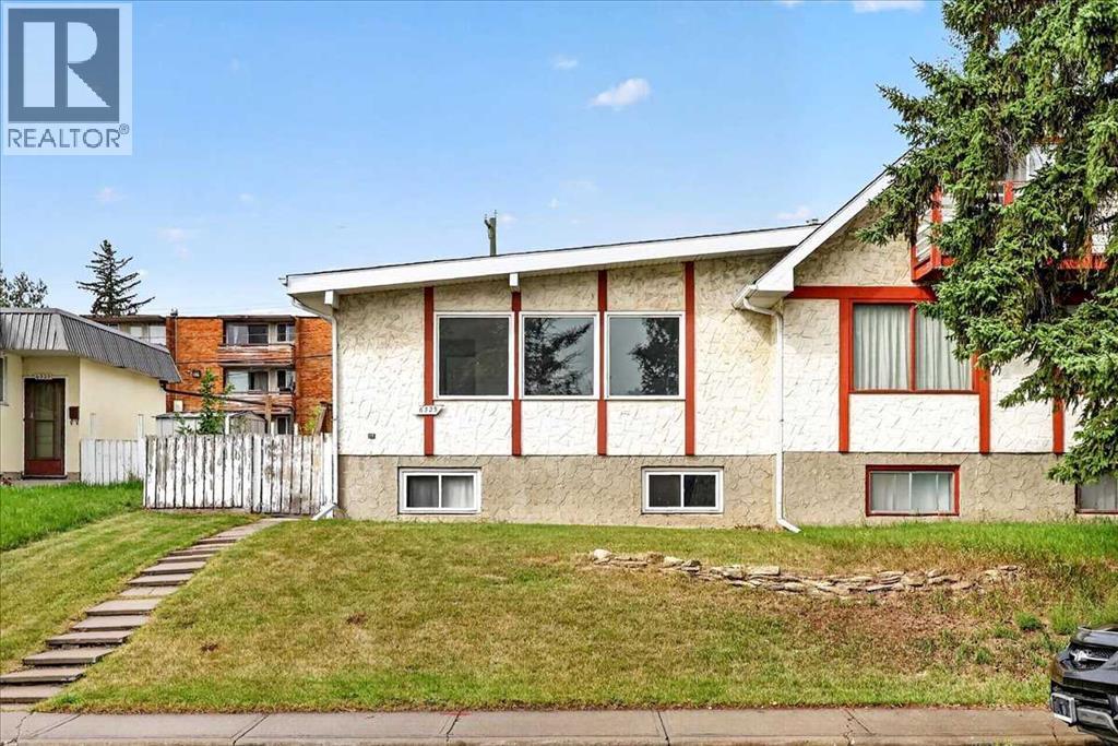 6325 Tregillus Street NW, Calgary, Alberta