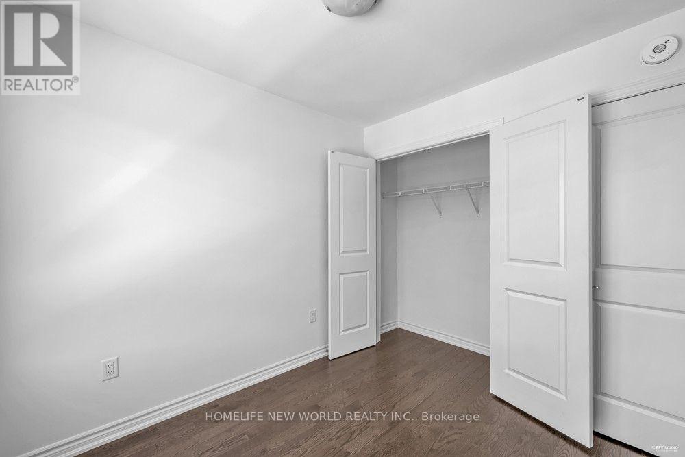 1095 Wheat Boom Drive, Oakville, Ontario  L6H 7H5 - Photo 11 - W13749290
