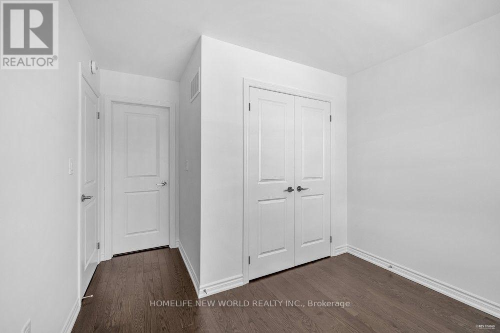 1095 Wheat Boom Drive, Oakville, Ontario  L6H 7H5 - Photo 15 - W13749290
