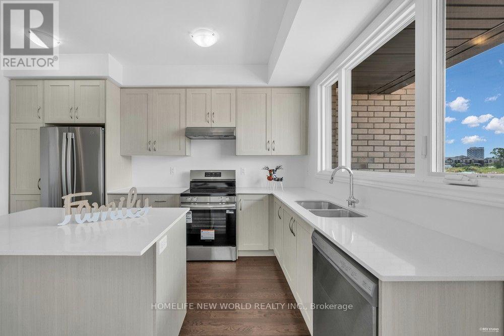 1095 Wheat Boom Drive, Oakville, Ontario  L6H 7H5 - Photo 3 - W13749290