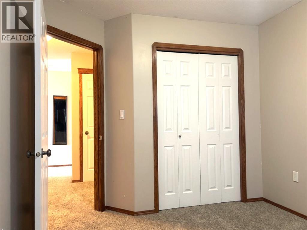 11 Northlands Crescent NE, Medicine Hat, Alberta  T1C 2A9 - Photo 21 - A2338719