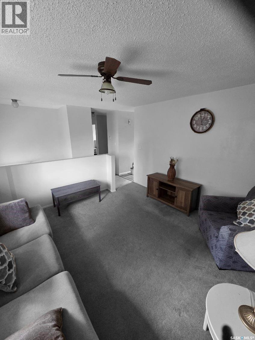 413 2nd Street N, Cabri, Saskatchewan  S0N 0J0 - Photo 13 - SK047531