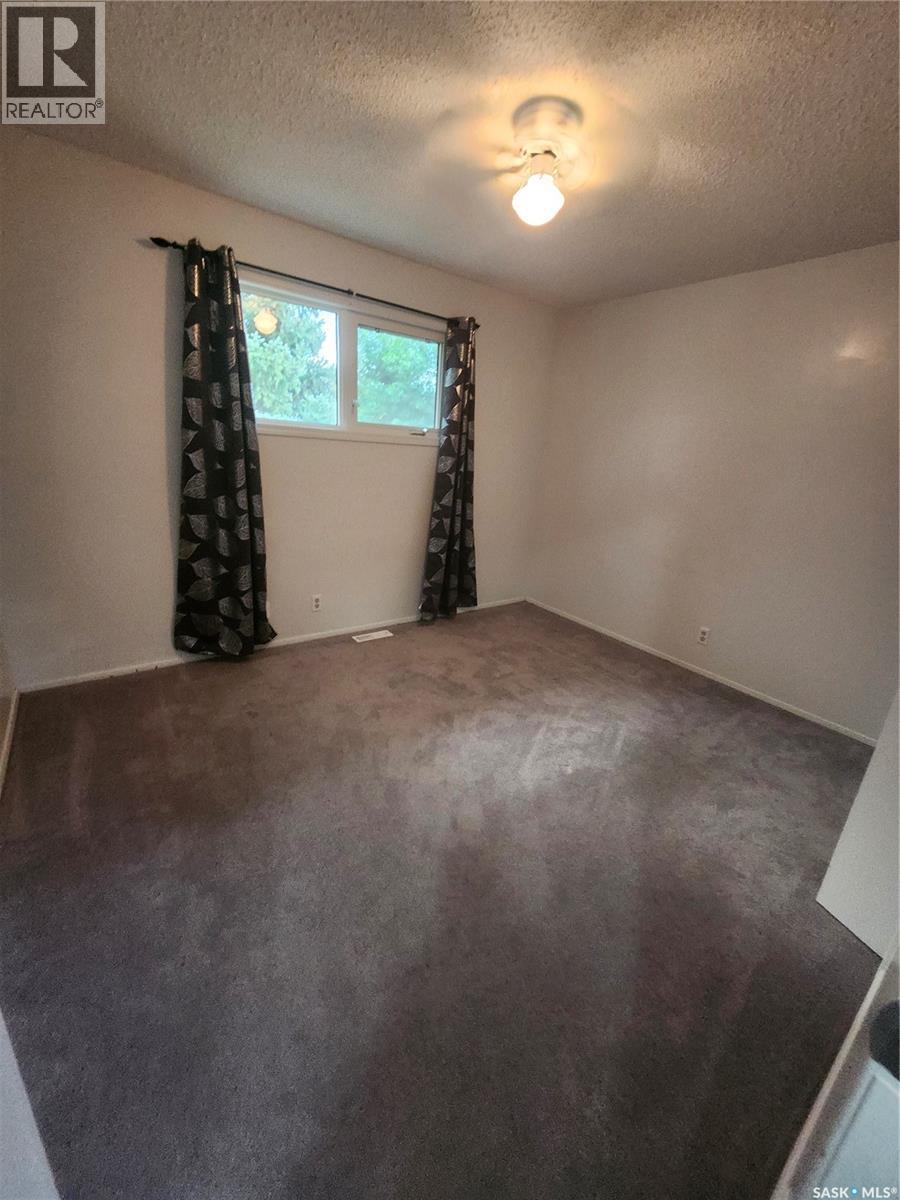 413 2nd Street N, Cabri, Saskatchewan  S0N 0J0 - Photo 17 - SK047531