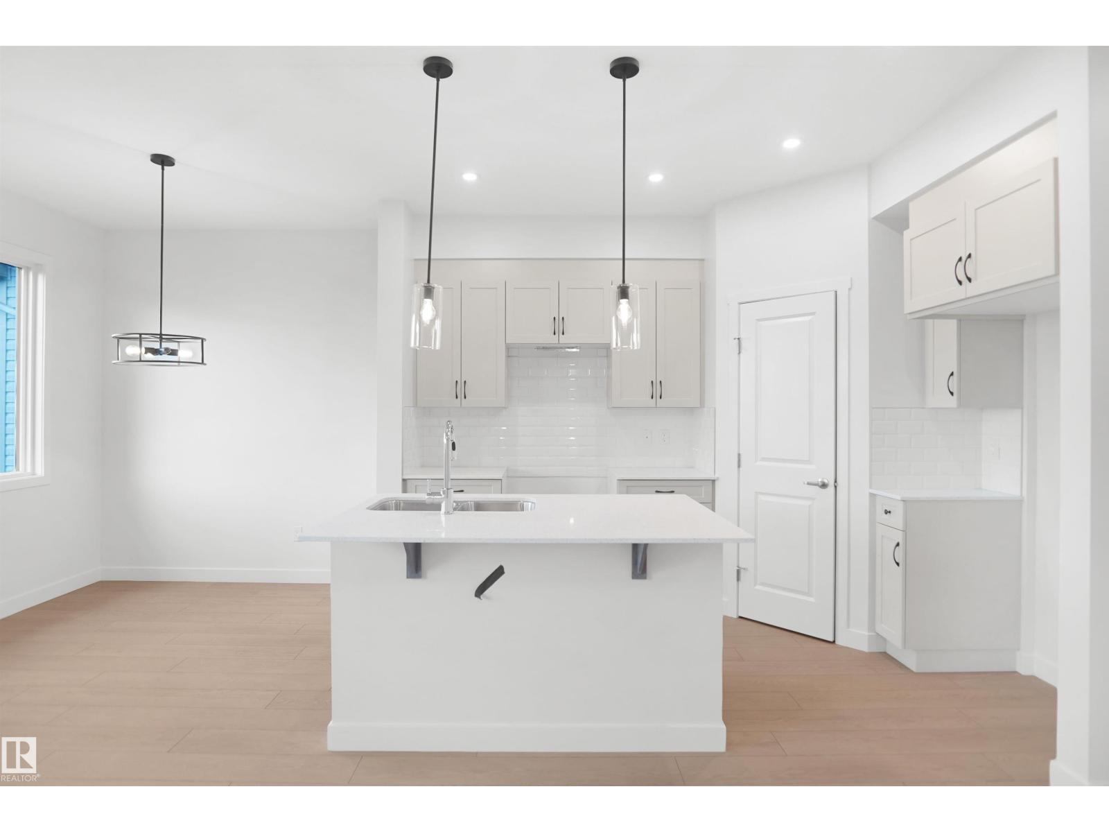 20928 16 Av Nw, Edmonton, Alberta T6W 5G7 - Photo 10 - E4495151