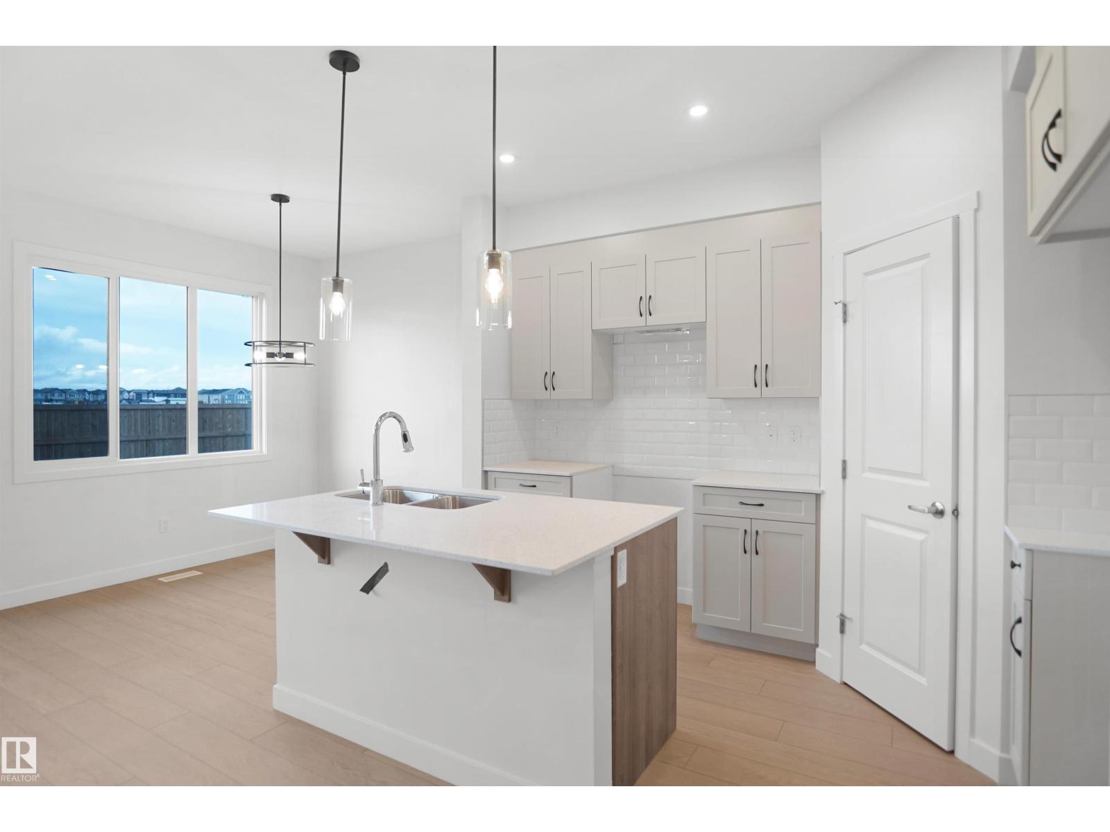 20928 16 Av Nw, Edmonton, Alberta T6W 5G7 - Photo 9 - E4495151