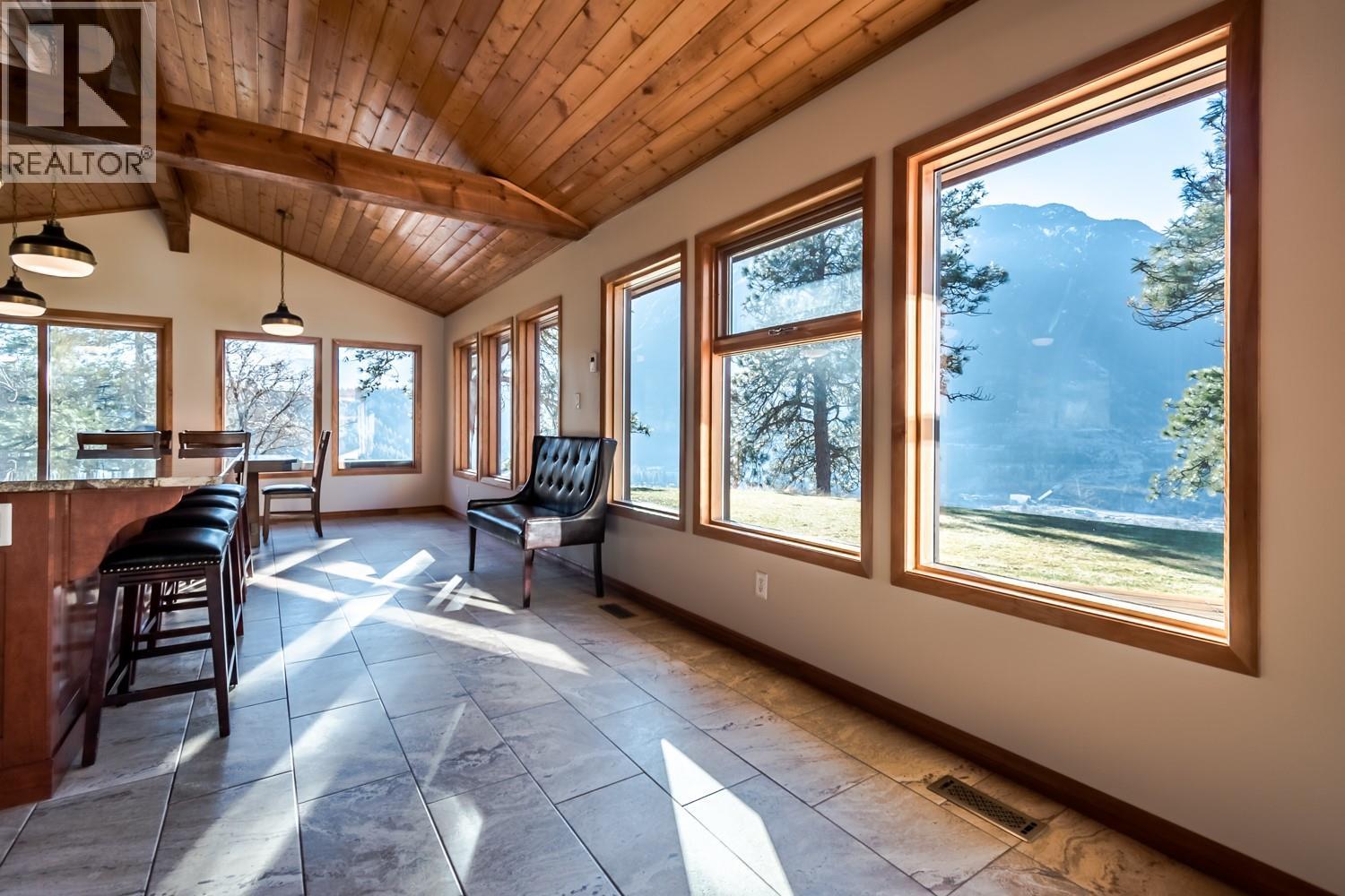 150 Pine Ridge Road, Lillooet, British Columbia  V0K 1V0 - Photo 28 - 10399892