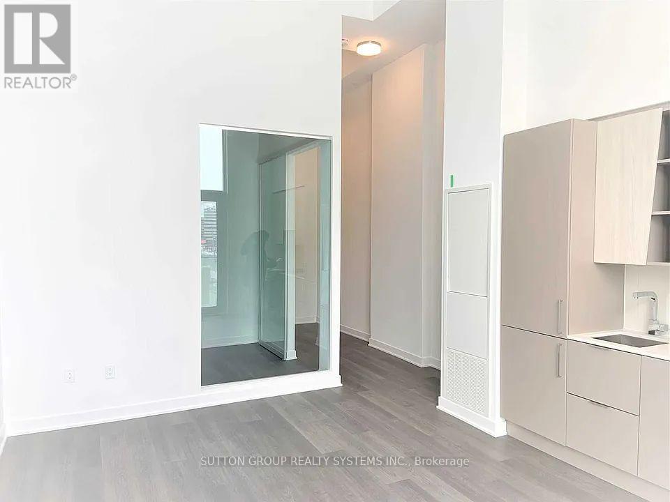 414 - 3900 Confederation Parkway, Mississauga, Ontario  L5B 0M3 - Photo 5 - W13749306