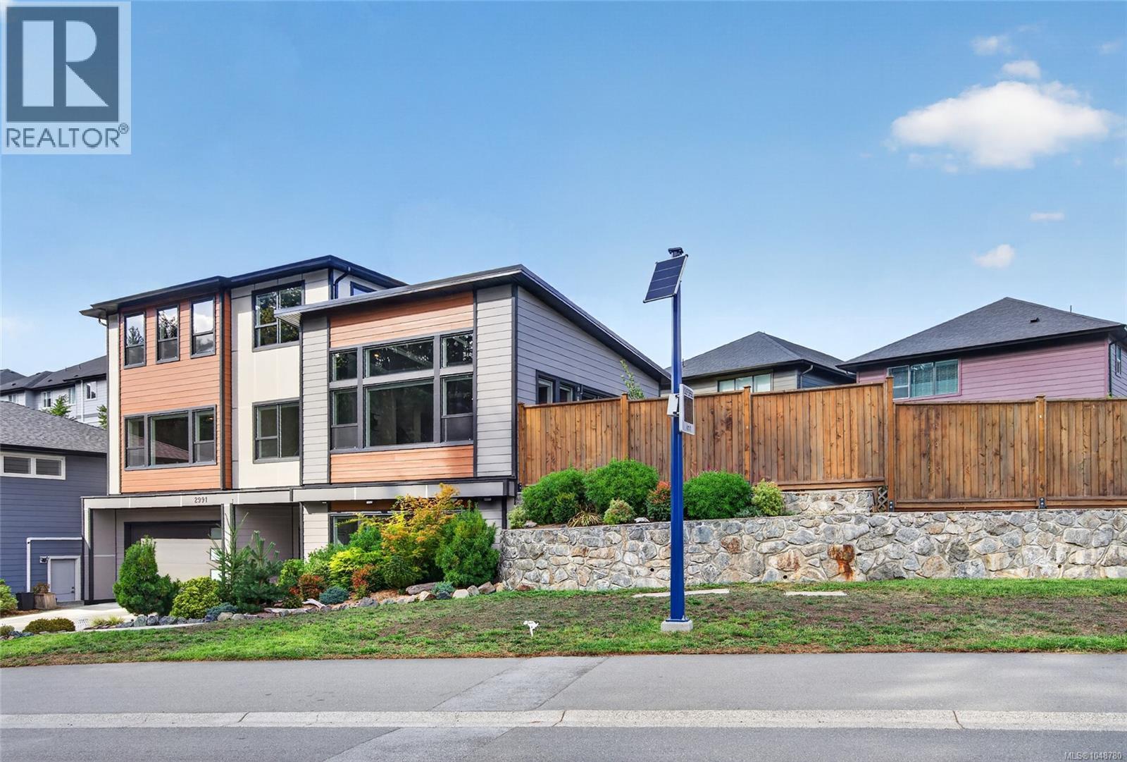 2991 Irwin Rd, Langford, British Columbia  V9B 5Y6 - Photo 5 - 1048780