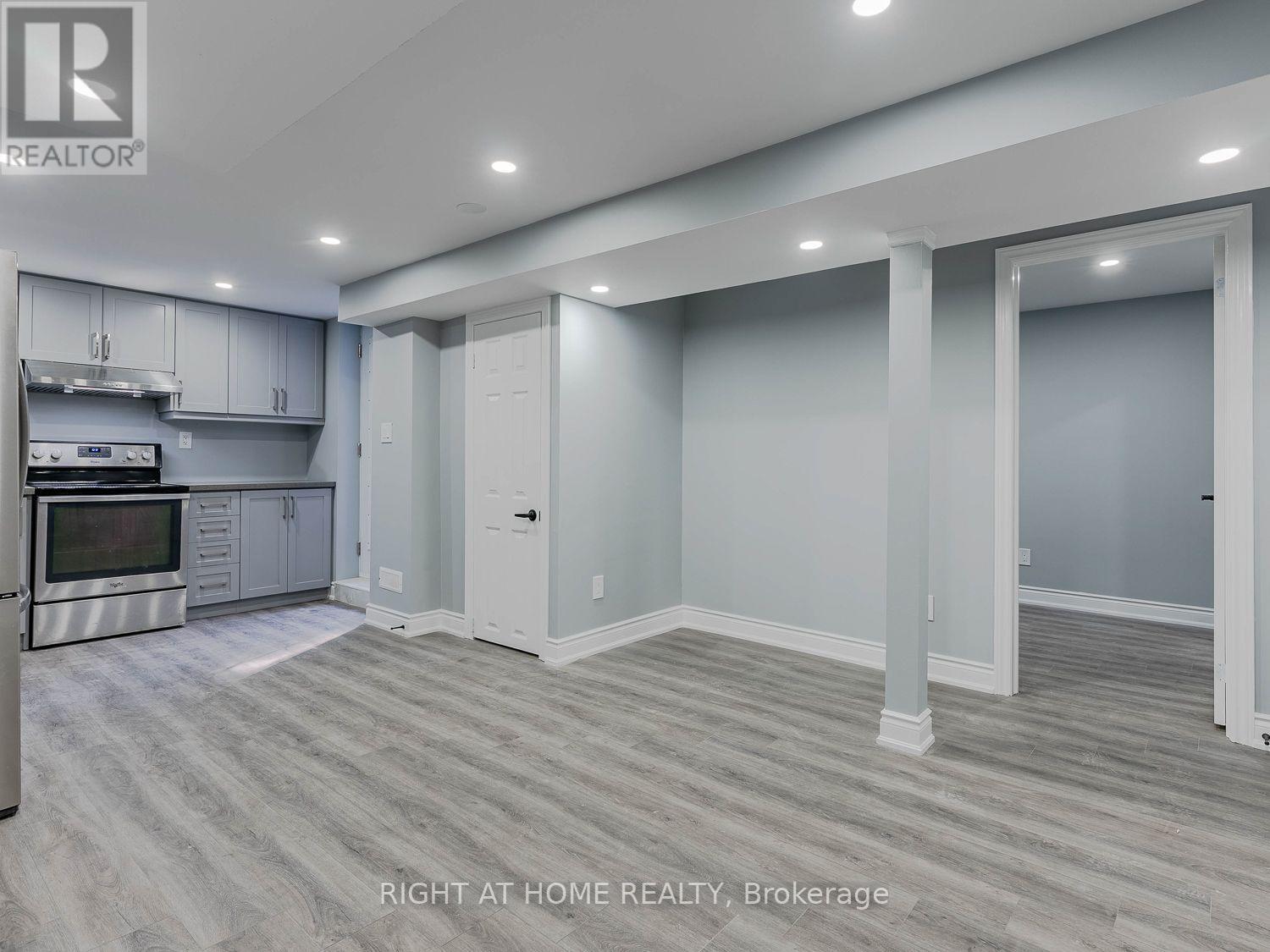 B - 99 Purcell Crescent, Vaughan, Ontario  L6A 3C7 - Photo 4 - N13749310