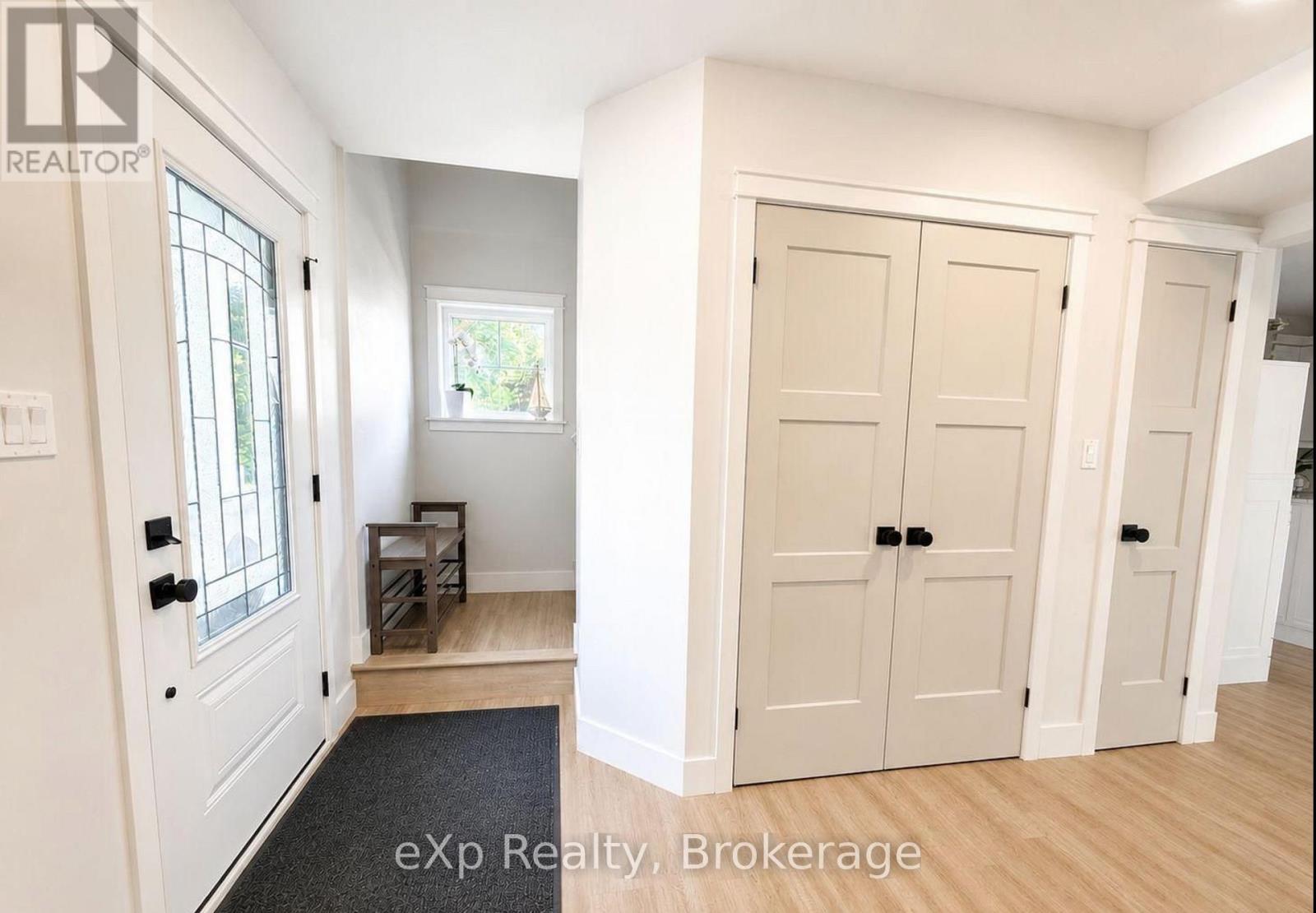 A Upper - 340 Nelson Street, Kincardine, Ontario  N2Z 1X7 - Photo 2 - X13749332