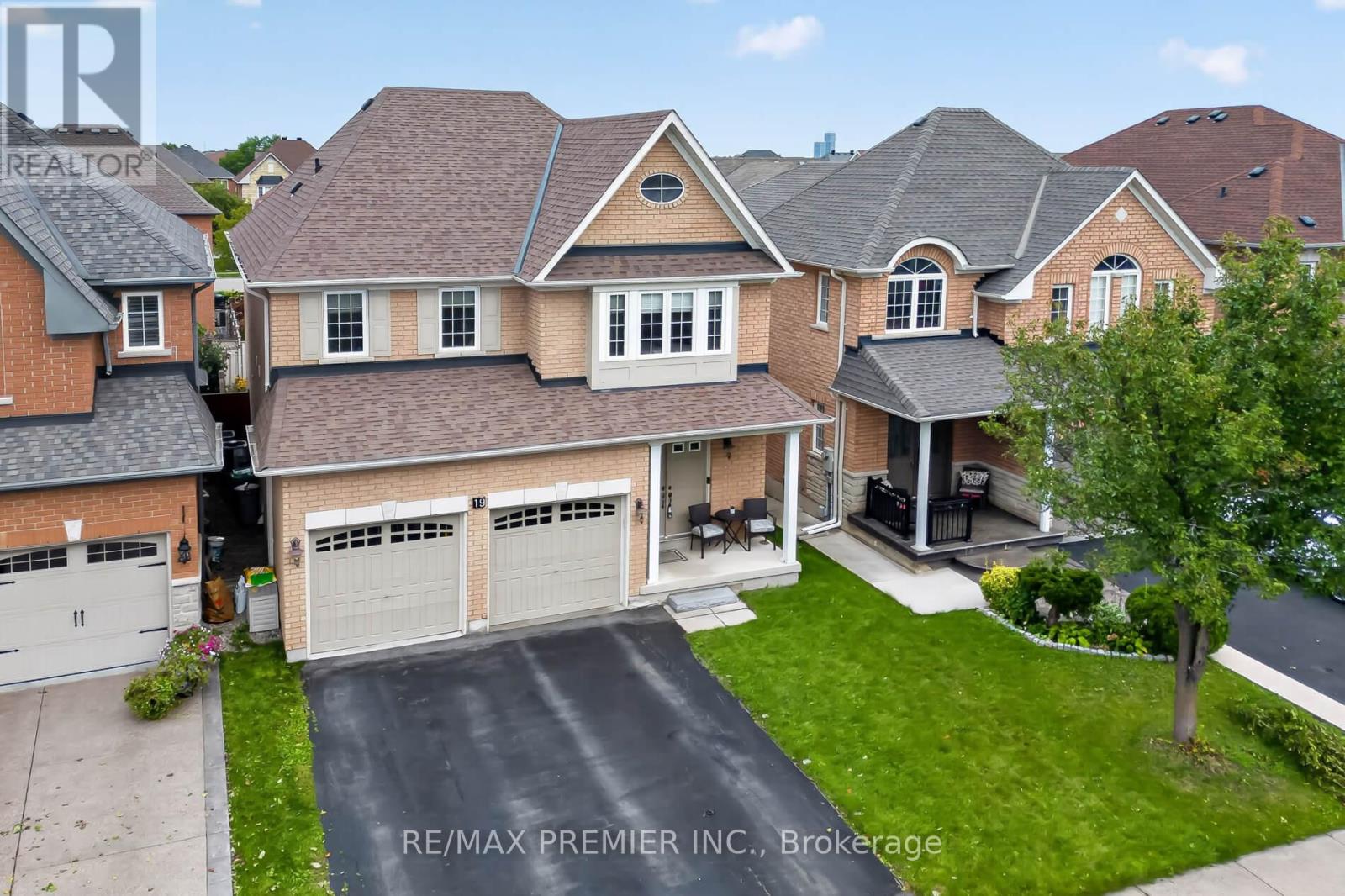 19 TIMBERWOLF ROAD, Brampton, Ontario