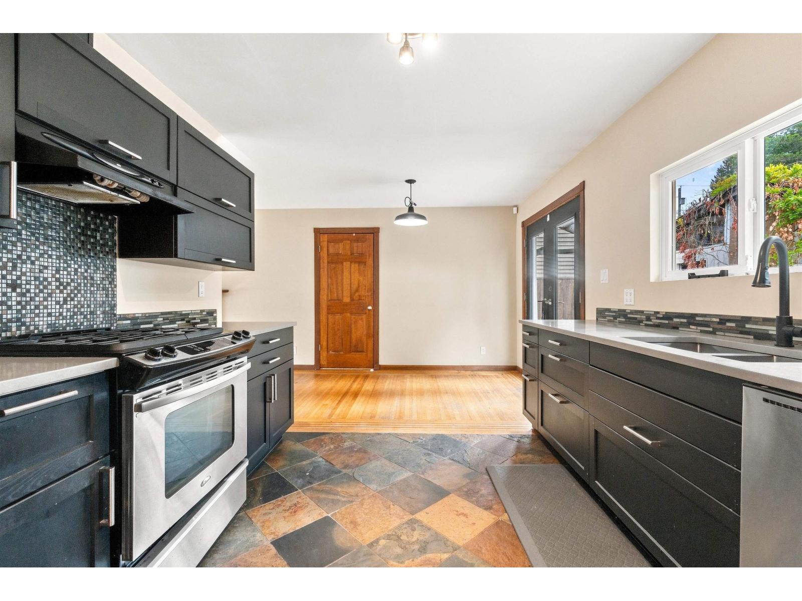 11530 95a Avenue, Delta, British Columbia  V4C 3V5 - Photo 7 - R3161655