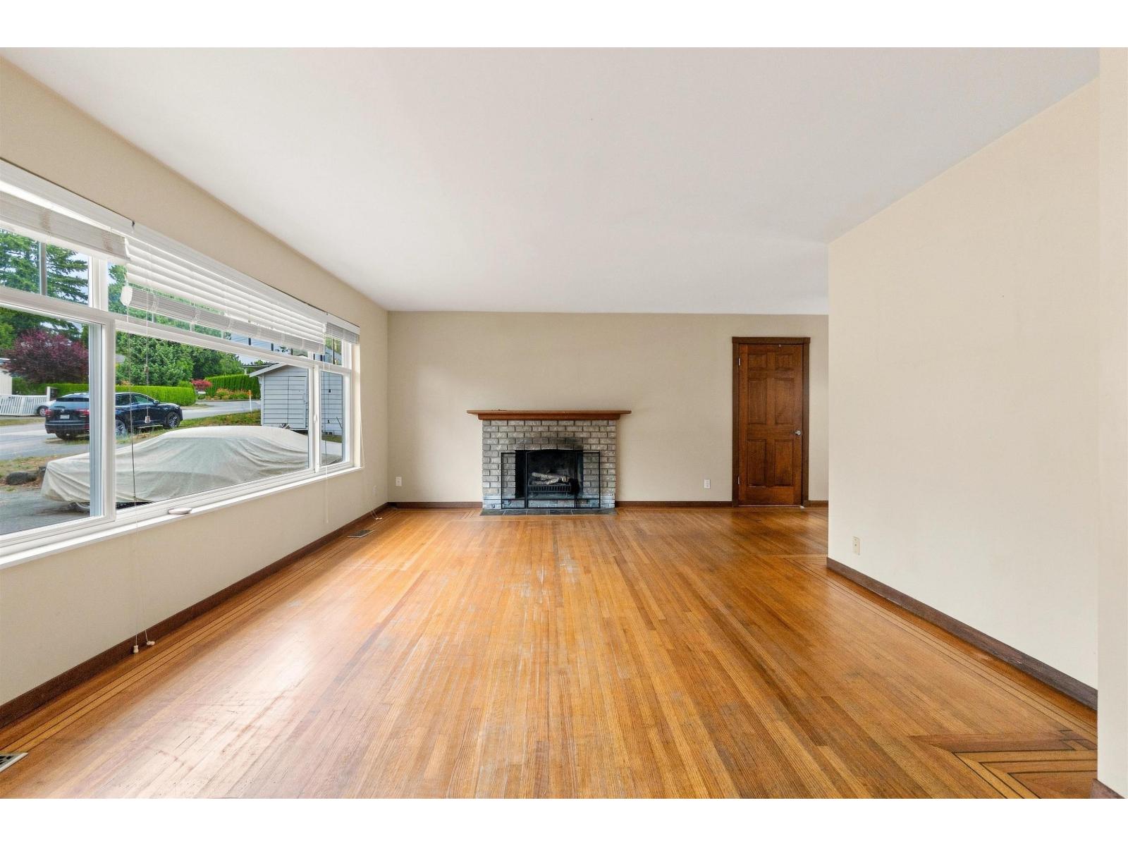 11530 95a Avenue, Delta, British Columbia  V4C 3V5 - Photo 2 - R3161655