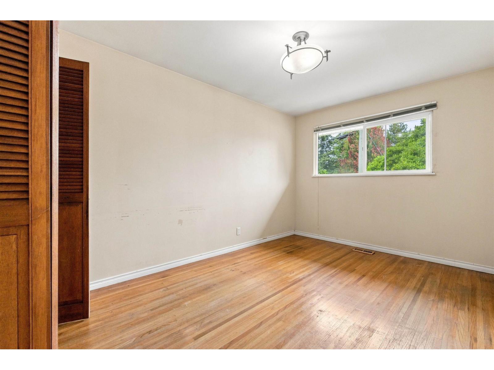 11530 95a Avenue, Delta, British Columbia  V4C 3V5 - Photo 12 - R3161655