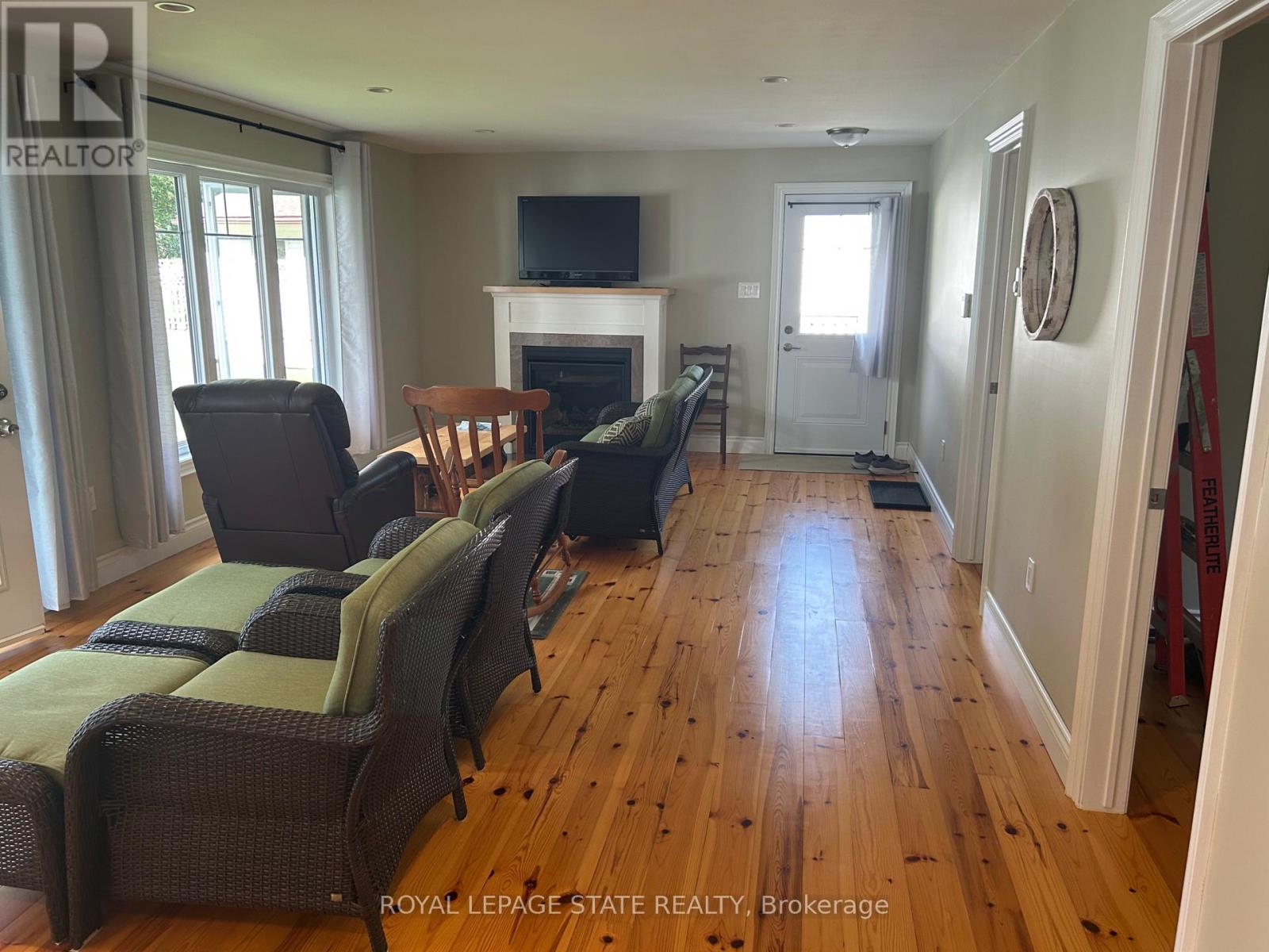 23 Upper Mohawk Point, Haldimand, Ontario  N0A 1K0 - Photo 9 - X13749314